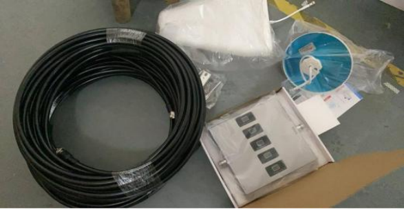 698-2700MHZ Amplifier