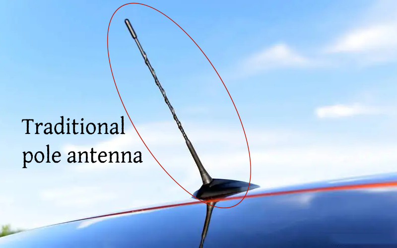 Traditional pole antenna